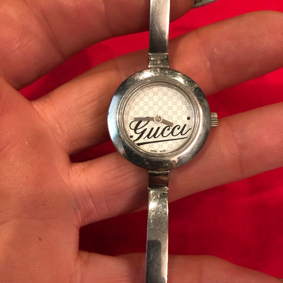 Gucci stainless watch - Picture 1 of 6